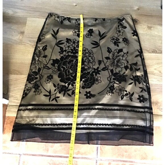 HEART SOUL -WOMEN'S FLORAL EMBROIDERED SKIRT FULLY LINED SIZE 11 - Picture 7 of 7